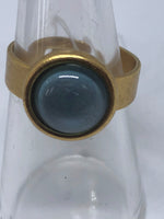 Gubo Ring mit rundem Glasstein